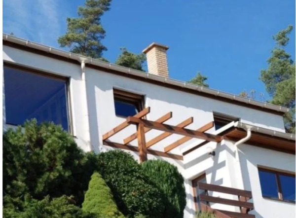 Exemple de peinture façade semi minérale sur le mur d'une maison